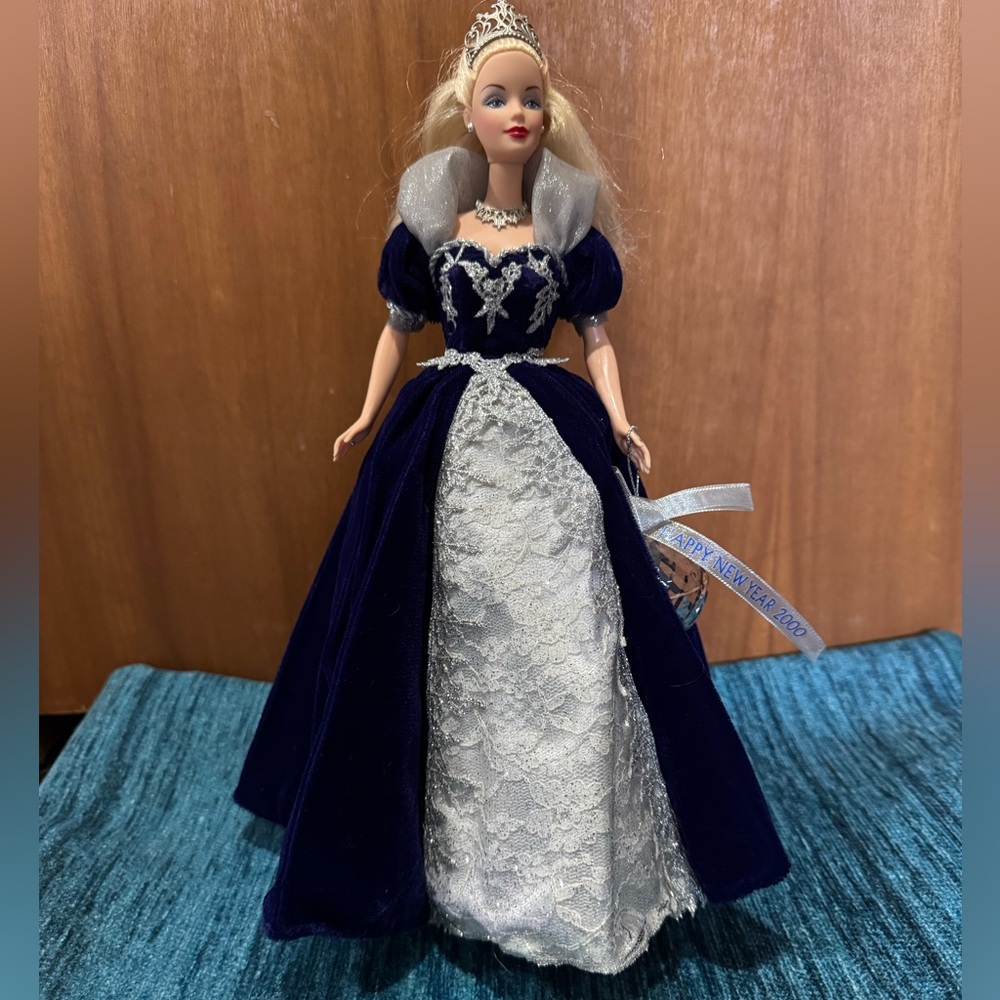 Millennium Princess Barbie Doll - Picture 2 of 6